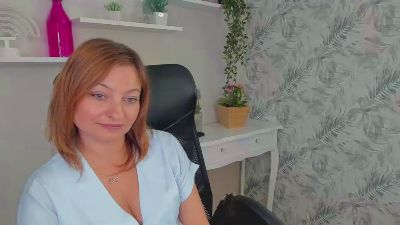 1Angela39 from Germany