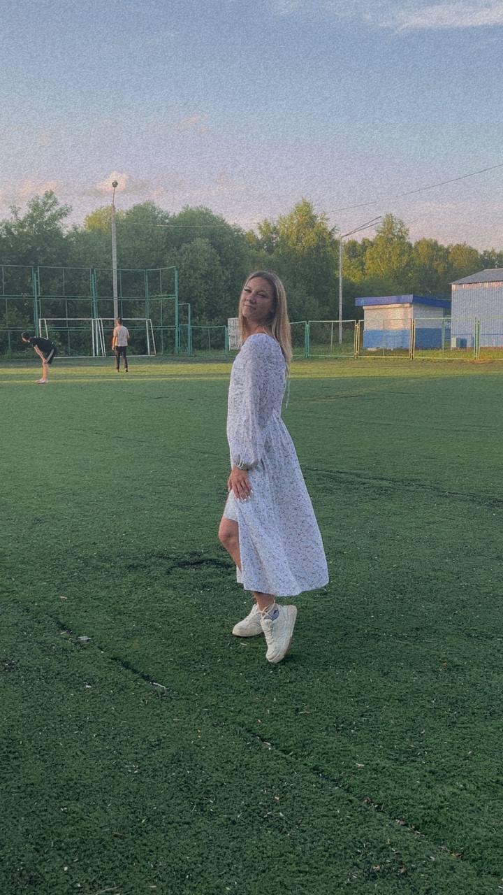 AllieTijing from France