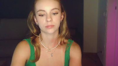 AriaYoung from United States
