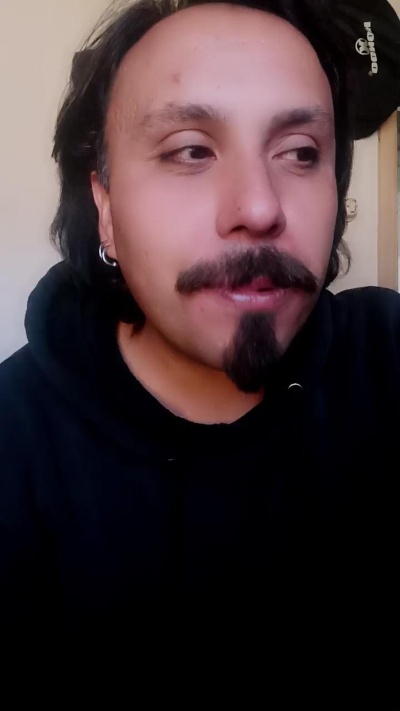 Arpad333 from Chile