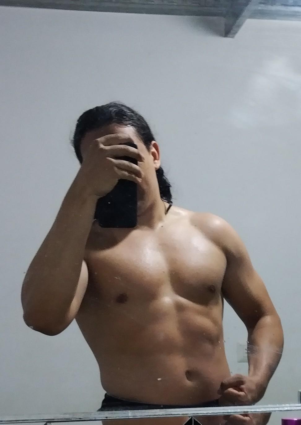 AxellWhite from Colombia