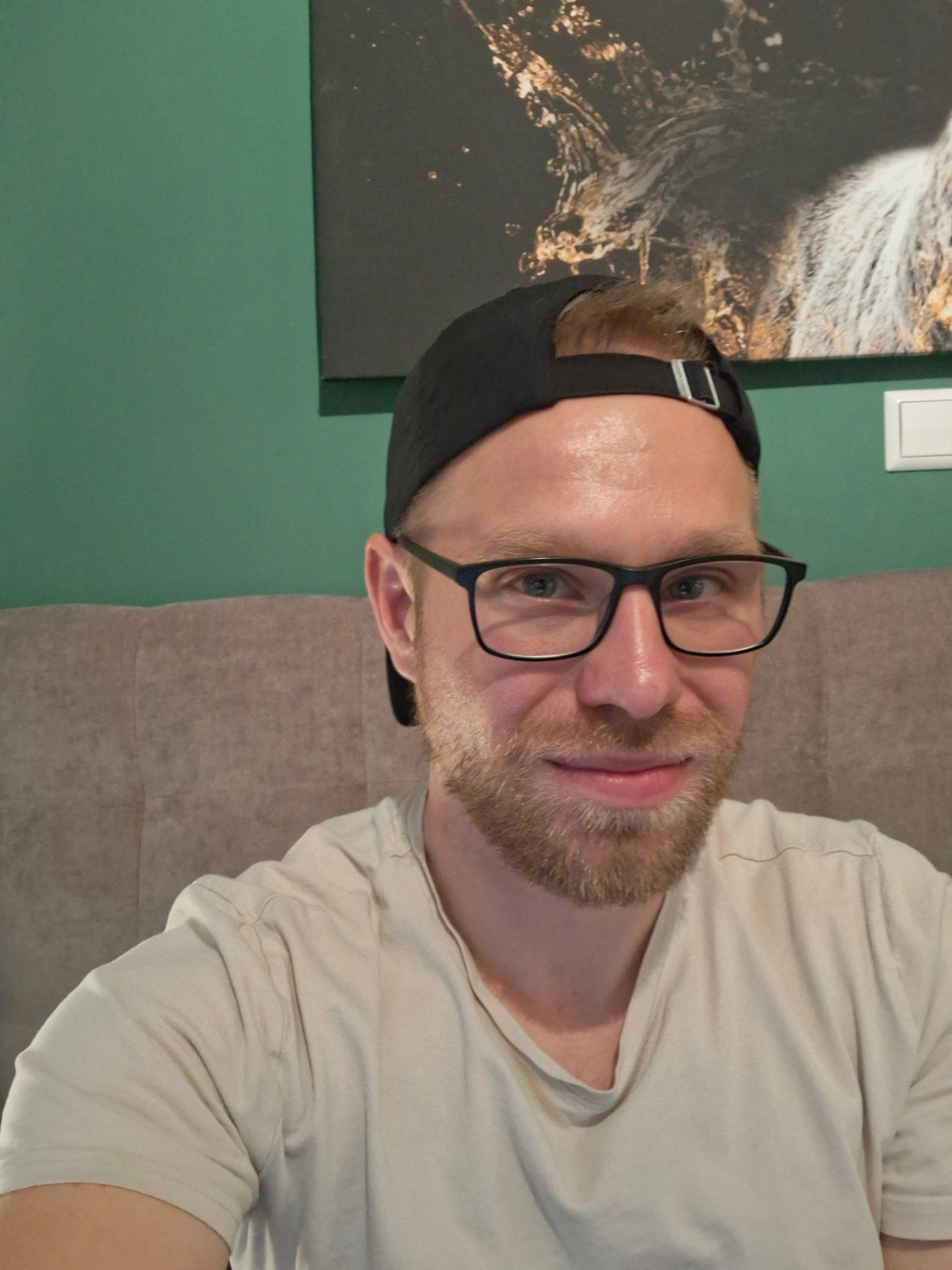 Bartfresse91 from Germany