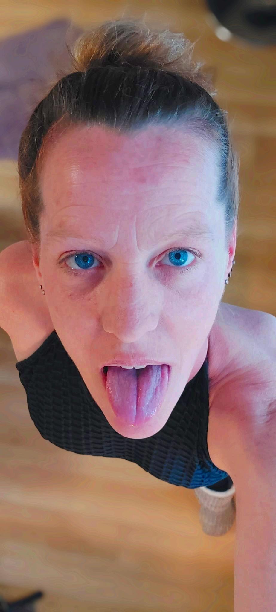 BlueEye_Girl from Germany