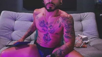 CallMeDouglas from Colombia