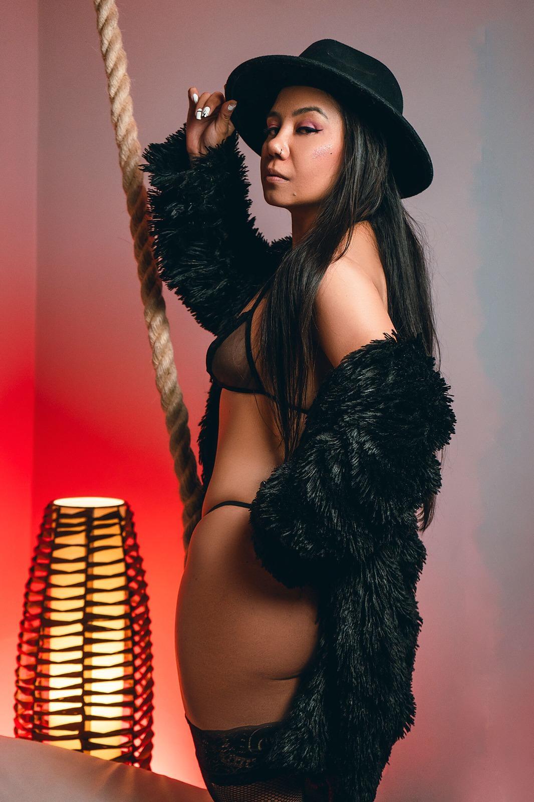 Charlotte_joli from Colombia