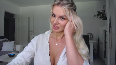 CorneliaBeauty from Germany