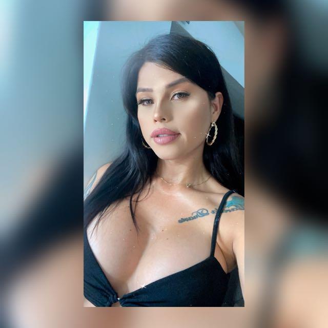 Dannahotxx from Colombia