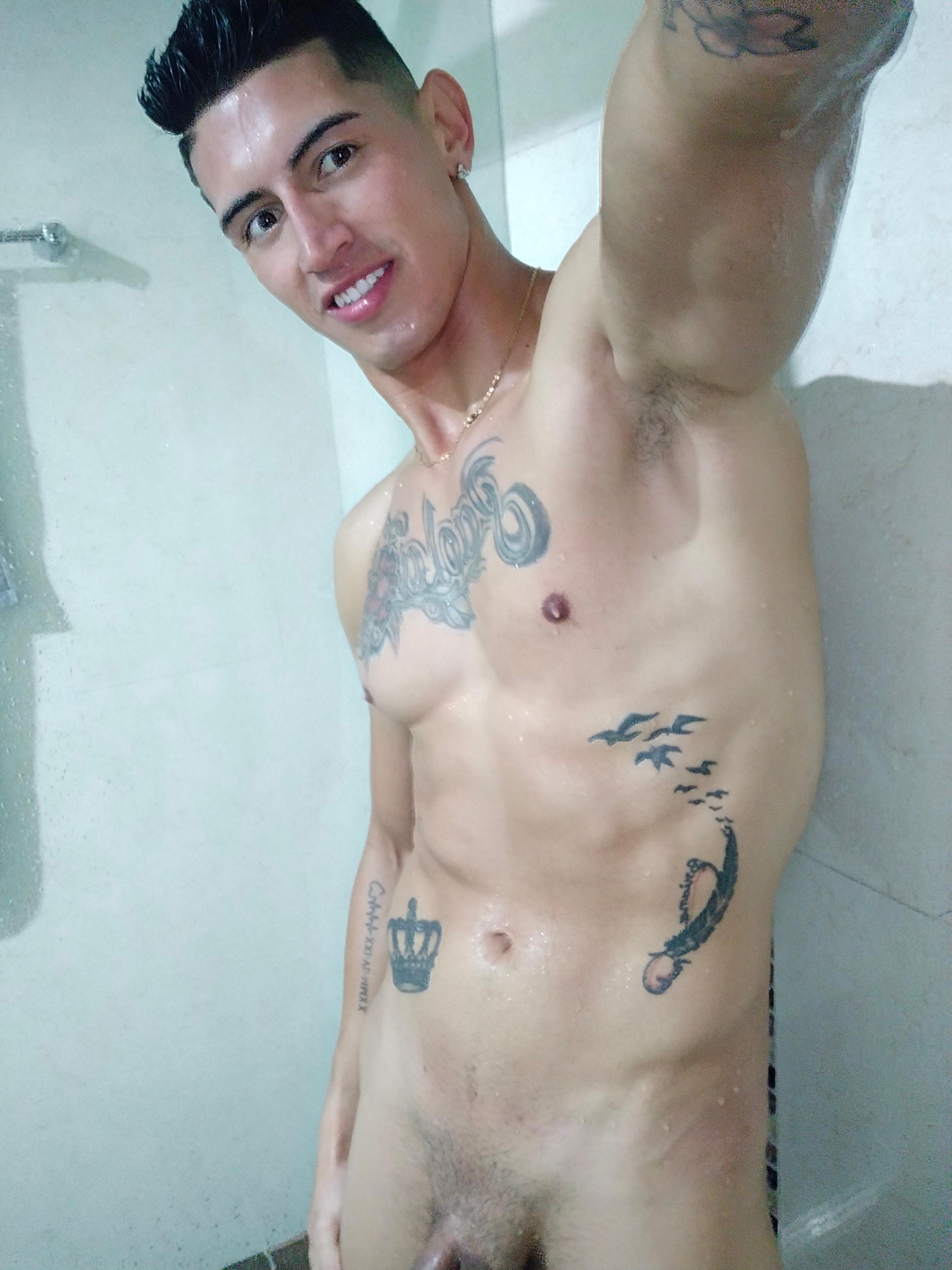 Deivihot25 from Colombia