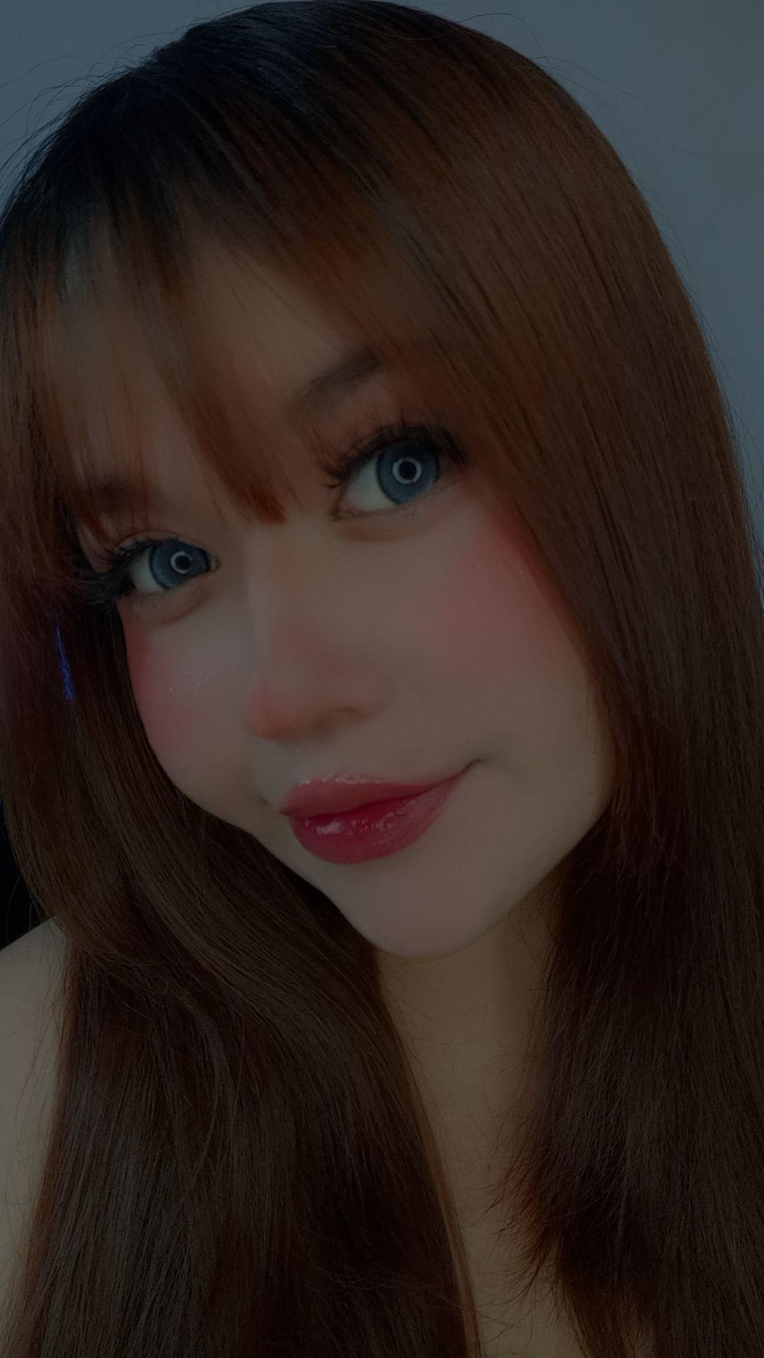 Dollie_ from Colombia