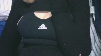 Emma2492 from Italy