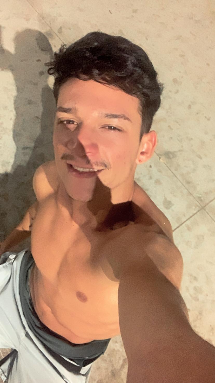 Grejaminxxx from Brazil