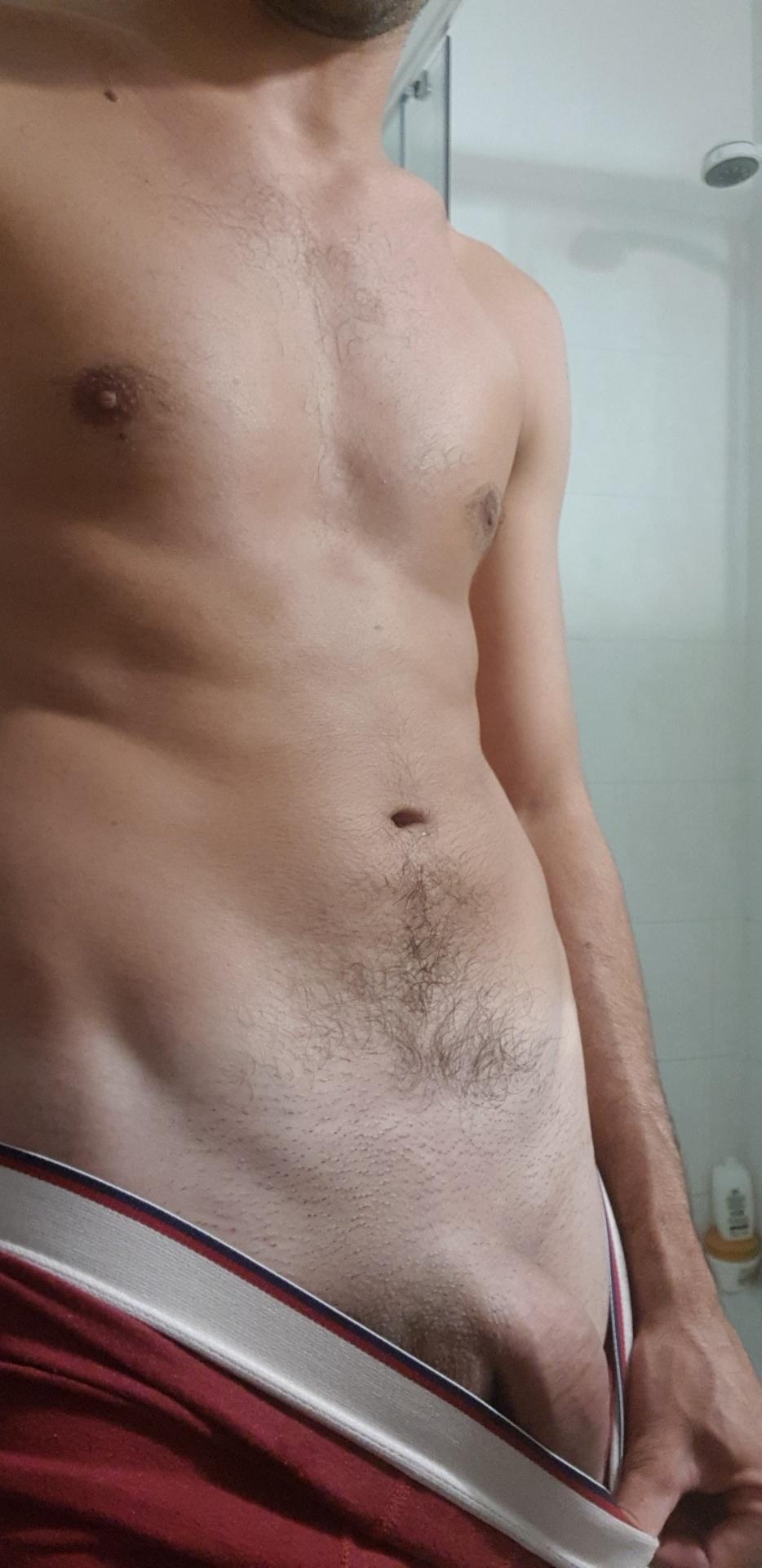 Johnbel96_ from France