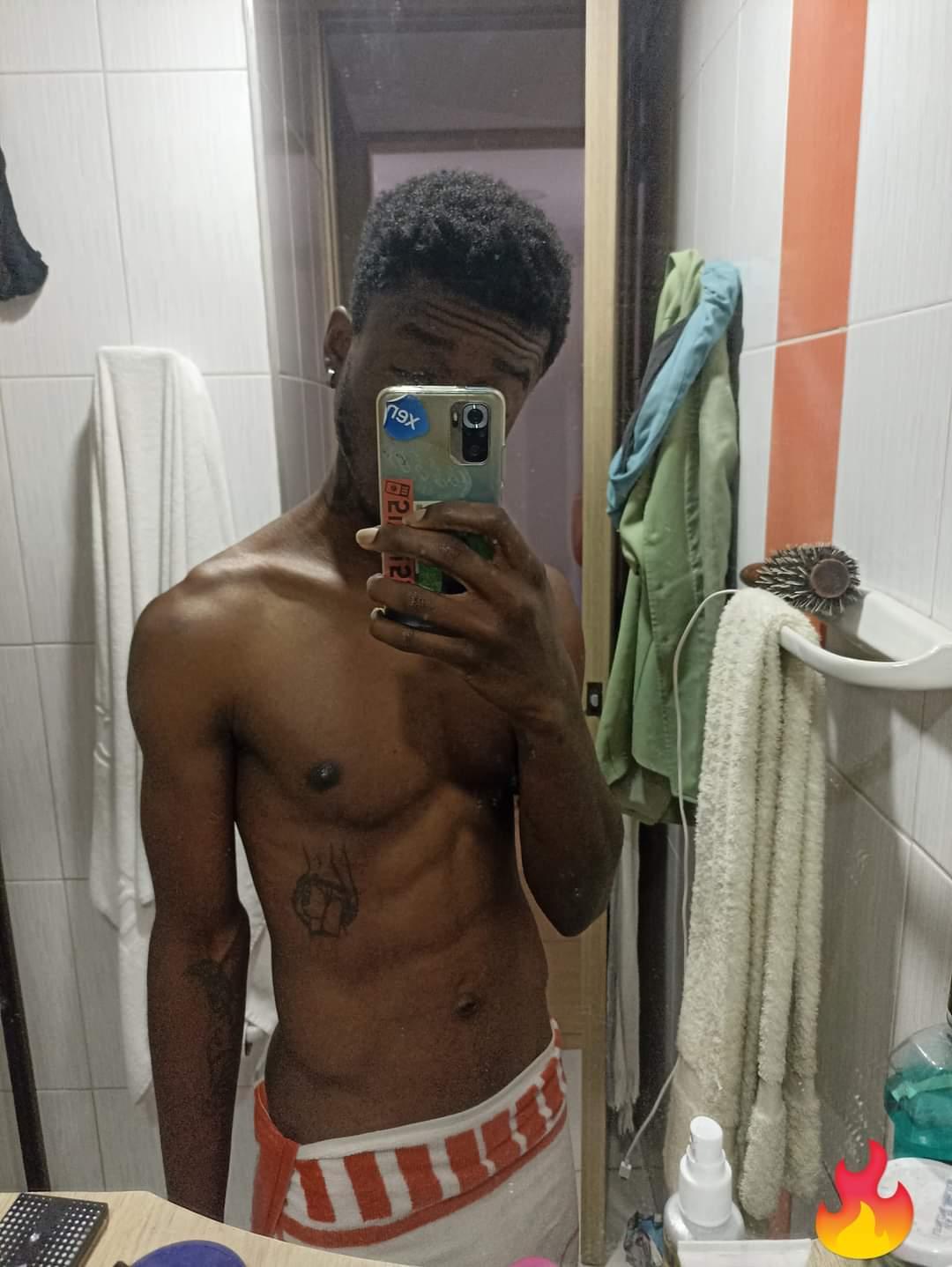 JuanJoHot27 from Colombia