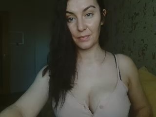 KatalinaQE from Poland