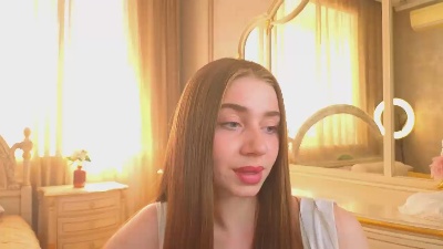 LilianHathaway from France
