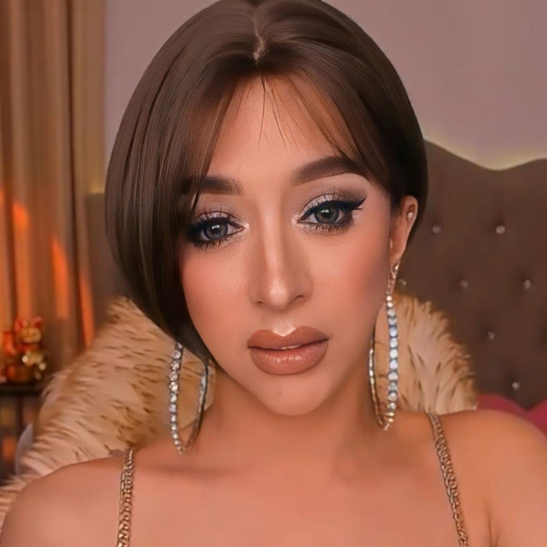 Livecumayumi from Philippines
