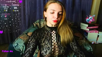 Mia_BabyBOO from United Kingdom