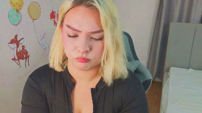 NikaDreem from Latvia