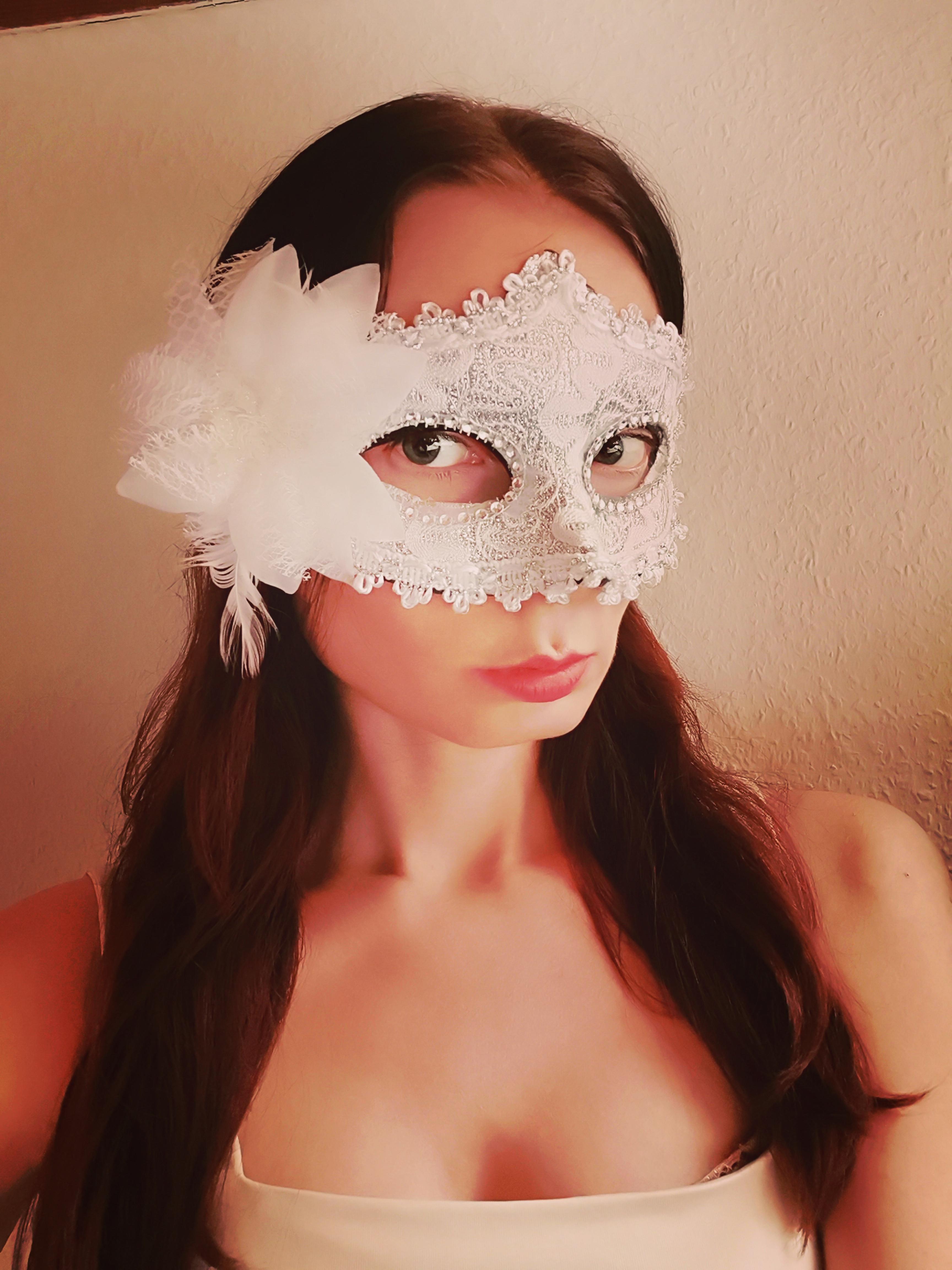 QueenDiva30 from Germany