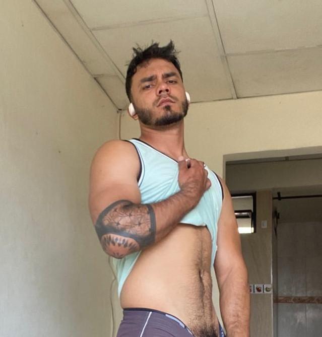 SamMartin_hot from Colombia