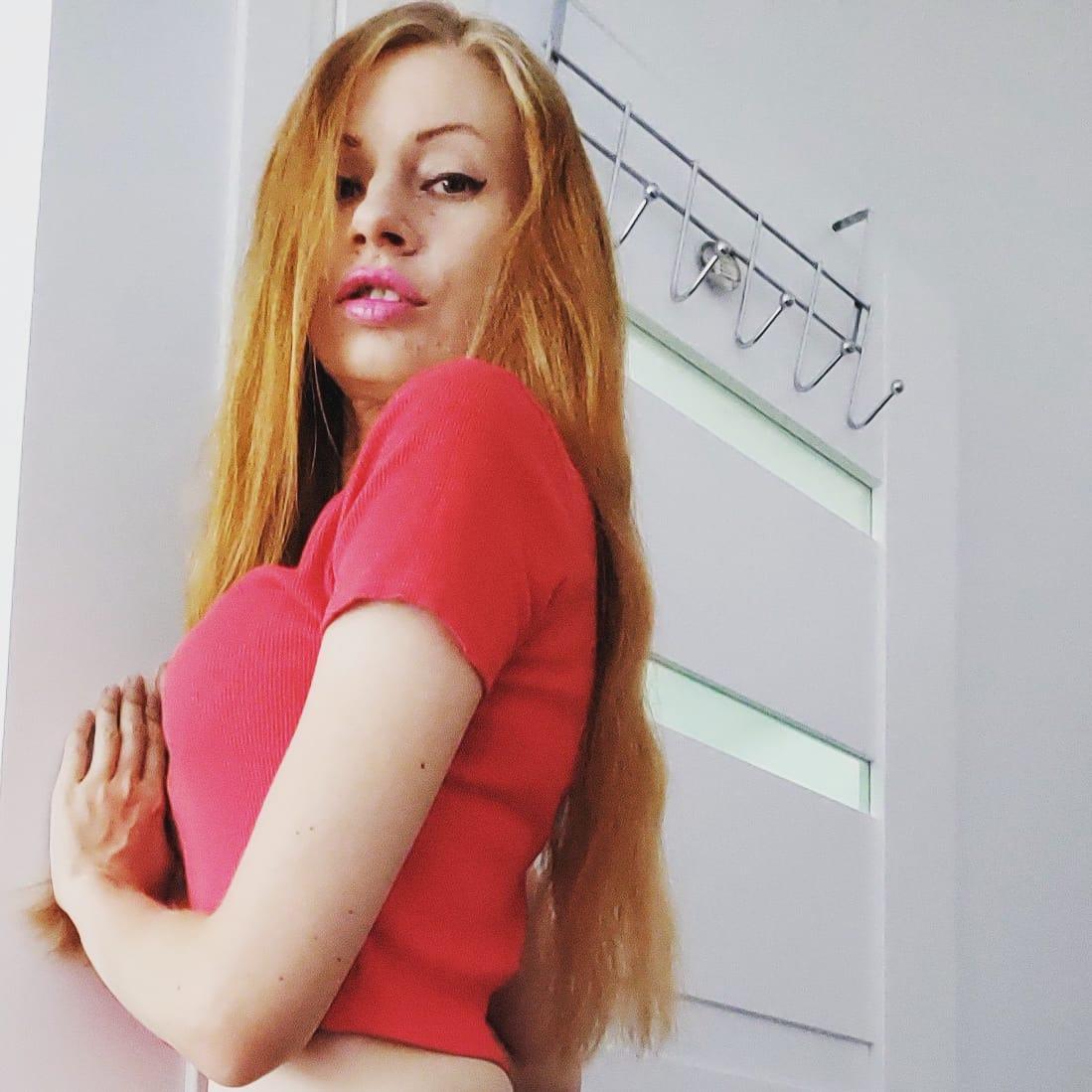 Sansa_staark from United States