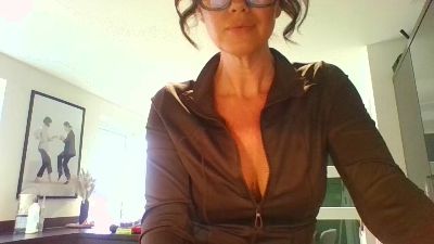 ScarlettDesire from United Kingdom