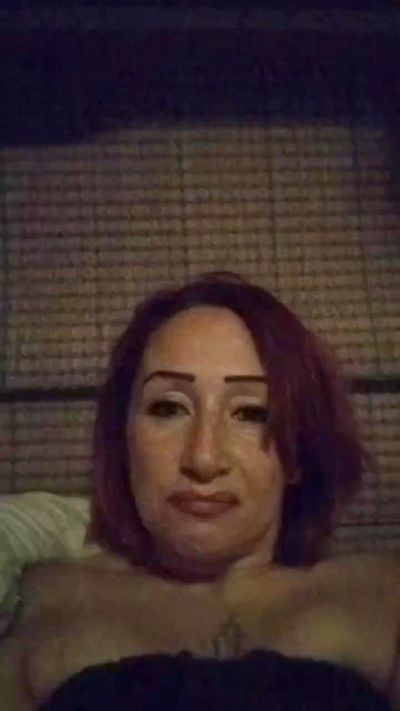 Whitesluttz_liz from United States