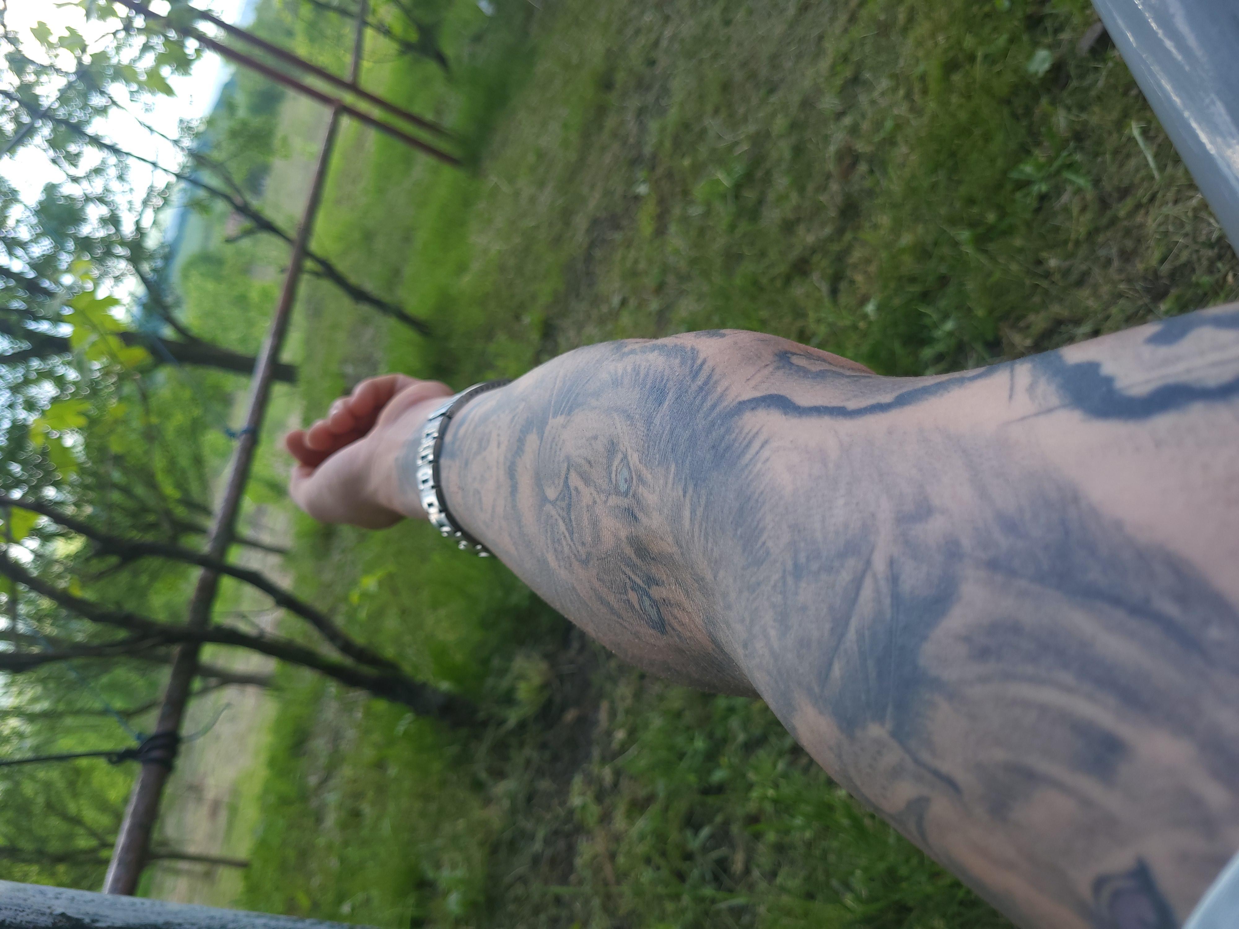 Xx_87 from Italy