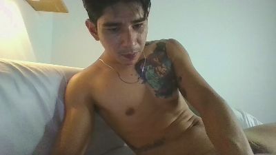 alejo1295_ from Colombia