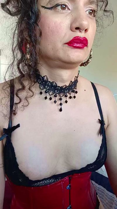 aliciabetye from Spain