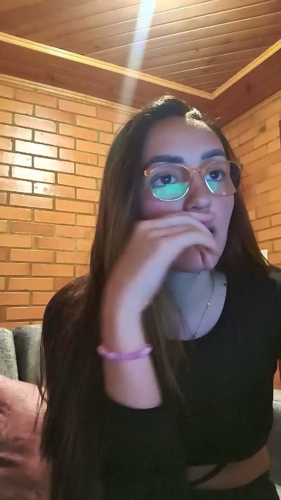 aliz21 from Colombia