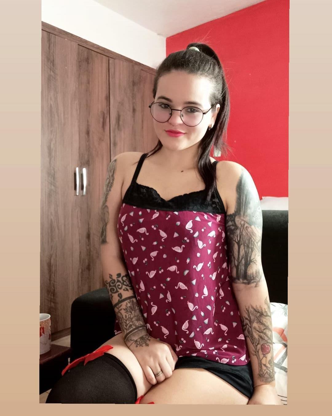 angelatattoohot from Brazil
