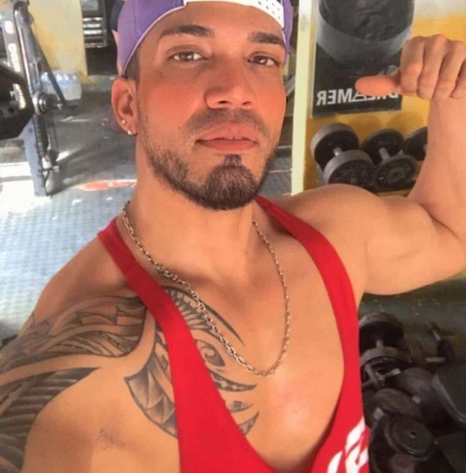 angellatino00 from Colombia