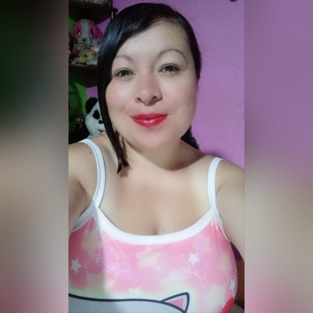 anthonelasmile from Colombia