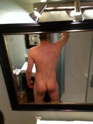 bornhorny33 from Canada
