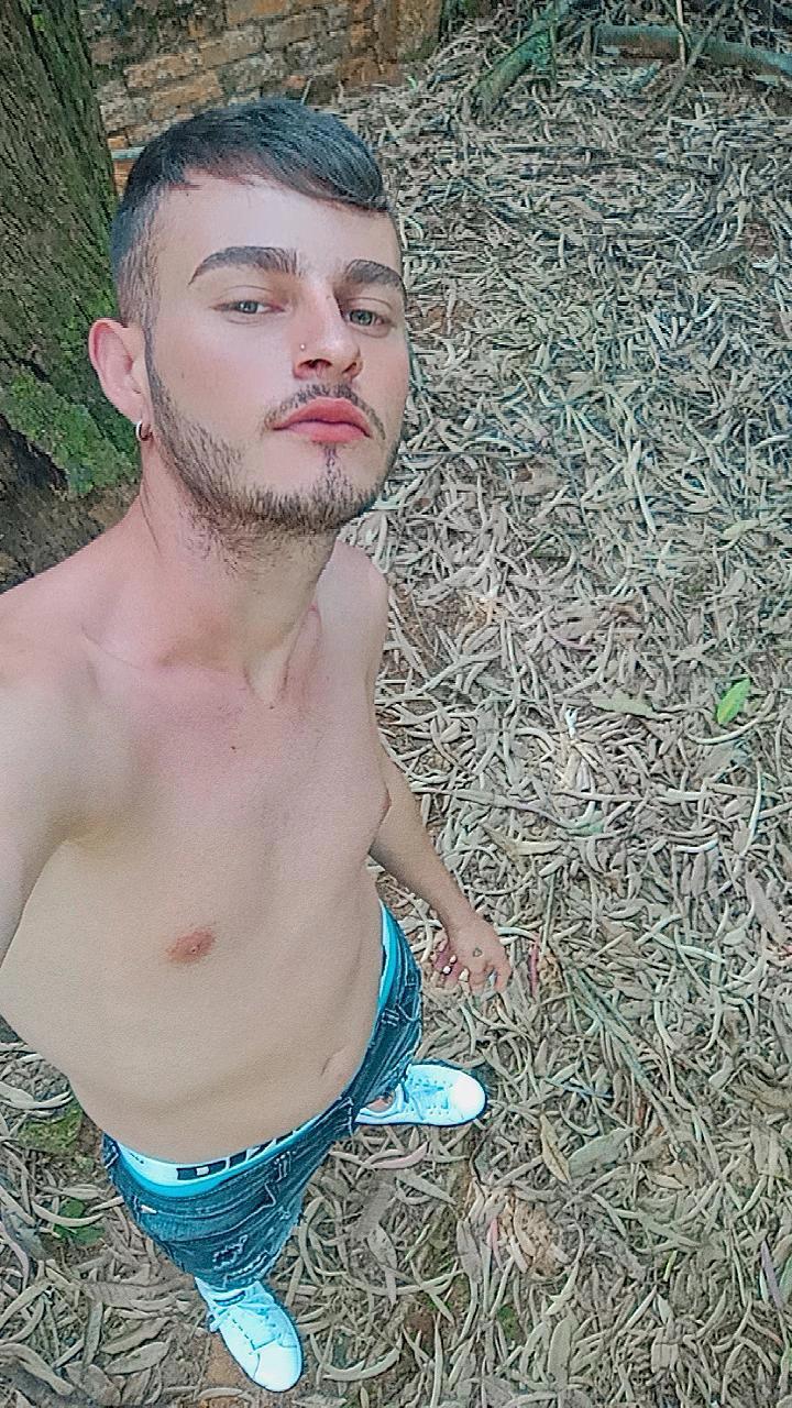 boys_hot4 from Colombia