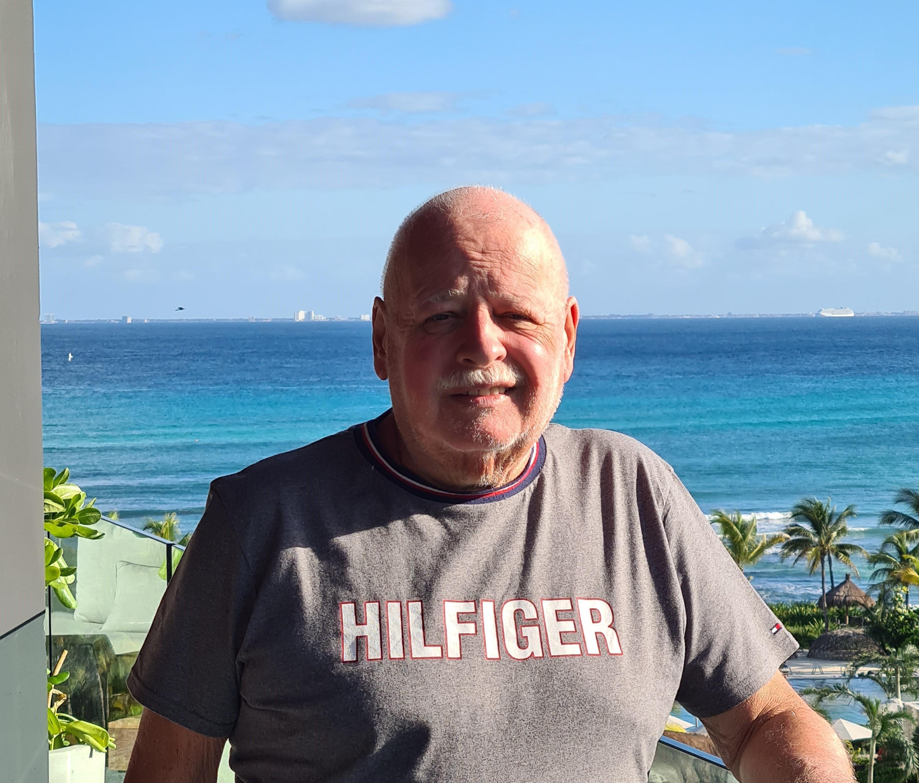 daddybear83 from France