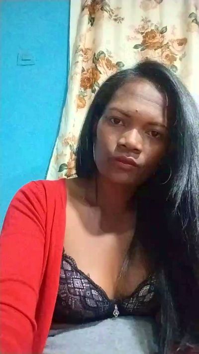 diana418 from Madagascar