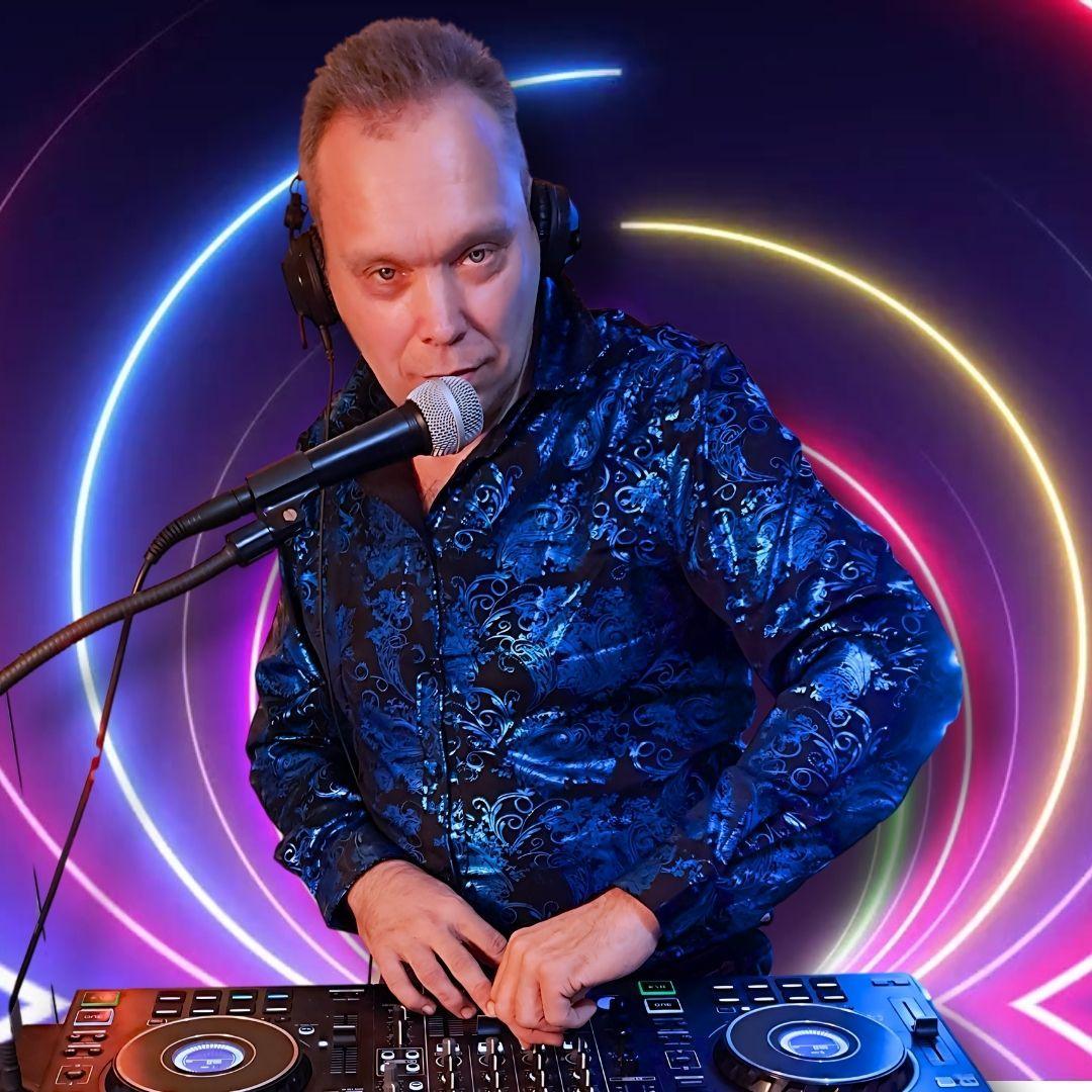 djShyVibes from France