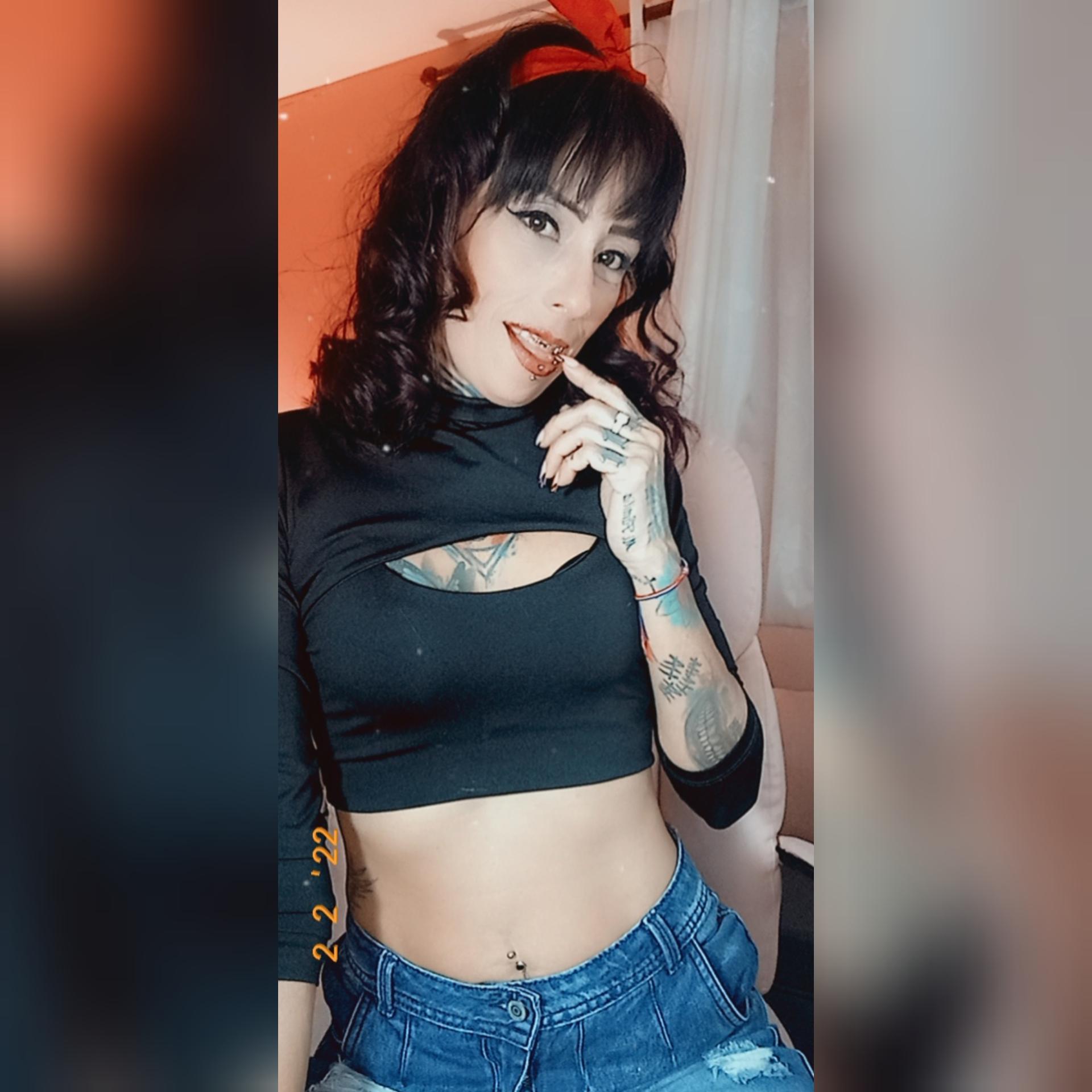 elise_mouris from Italy