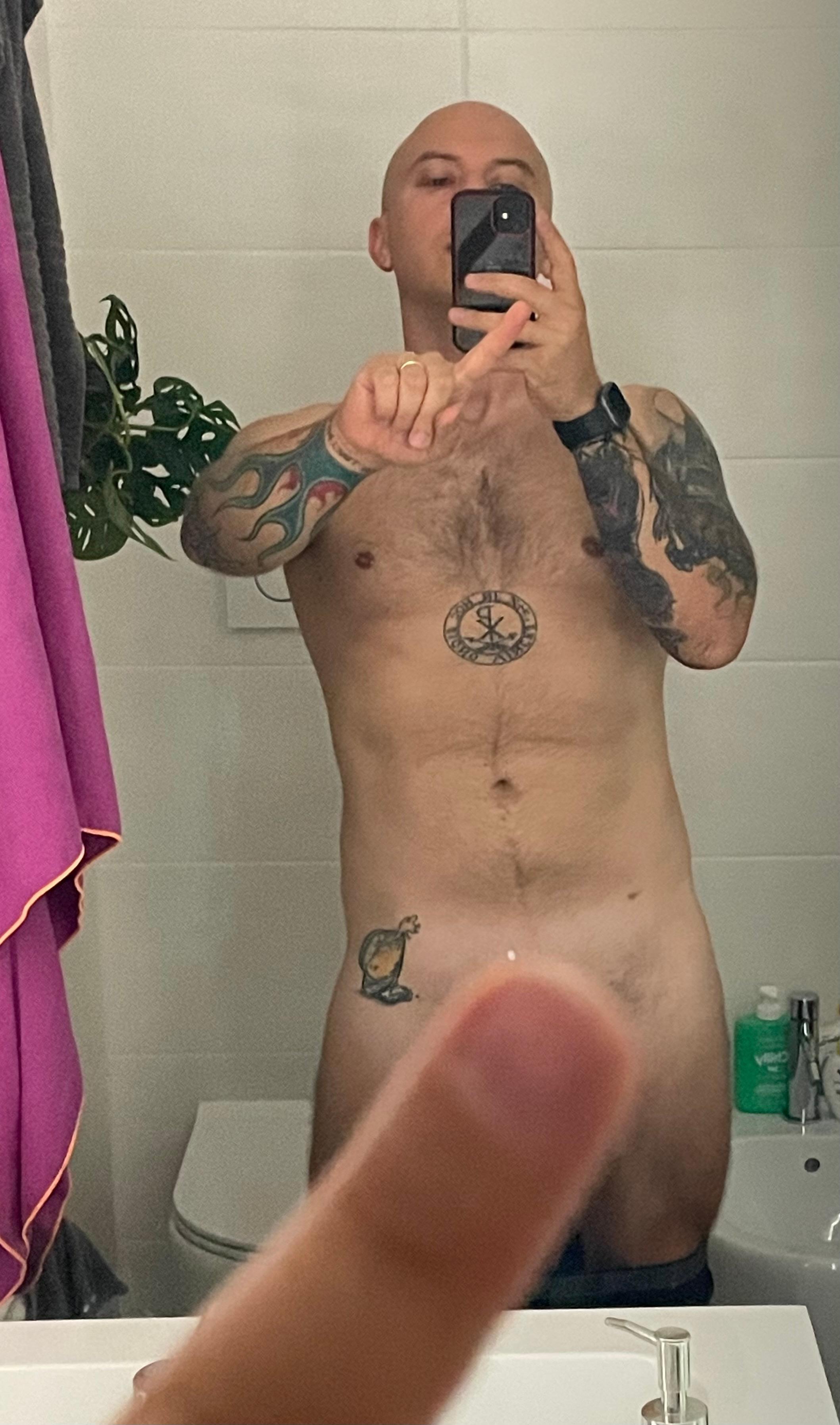 fatcock_91 from Italy