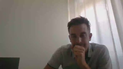 horny_boyxxx from United Kingdom