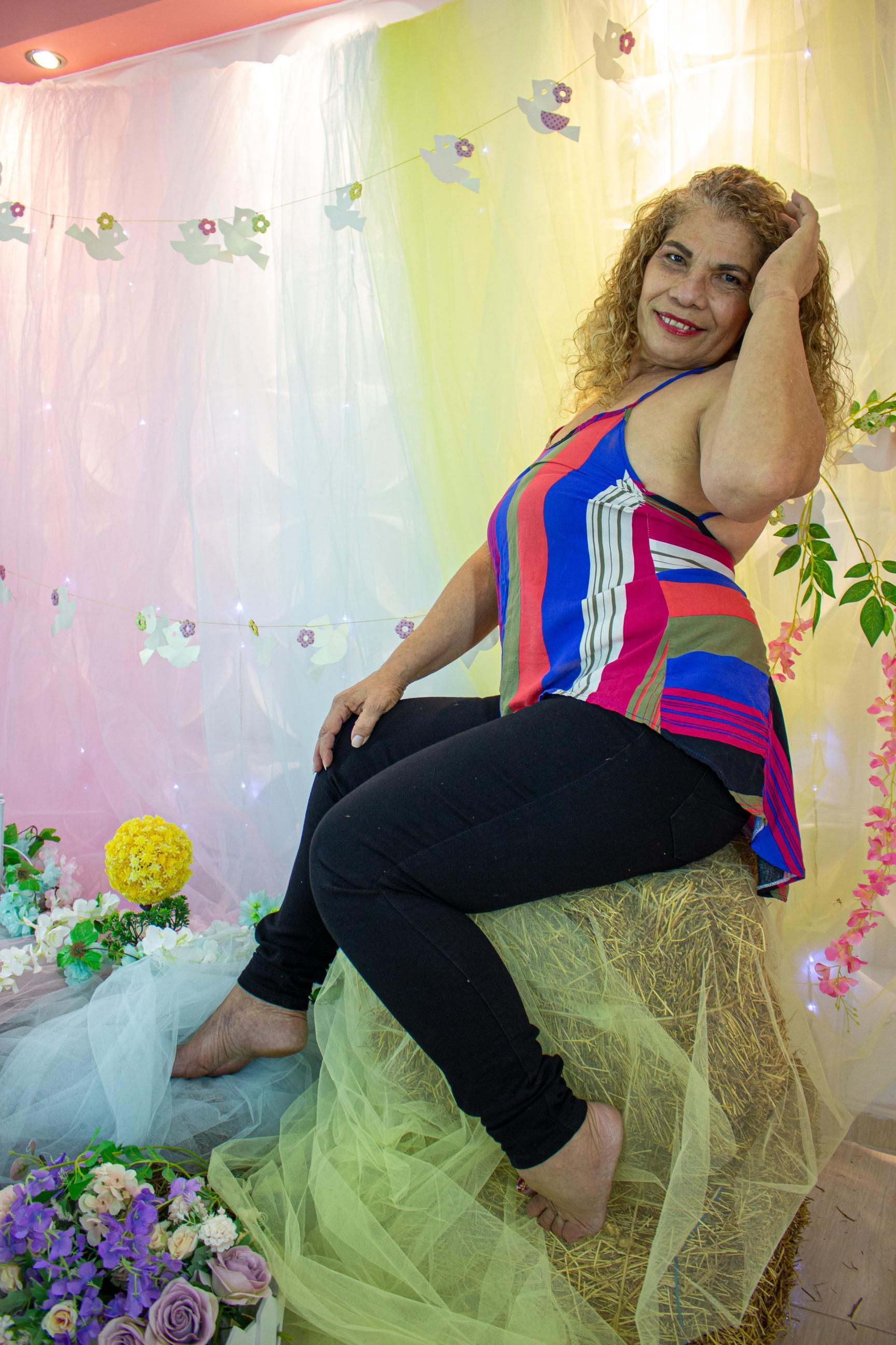 indiraachannell from Colombia