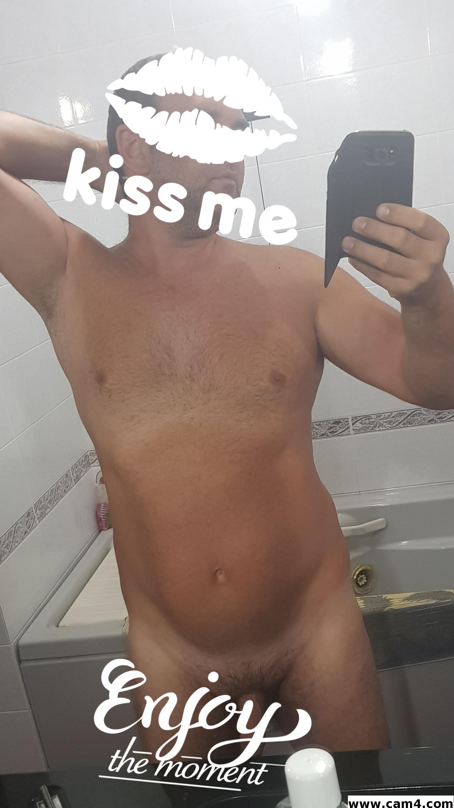 ita73male from Italy