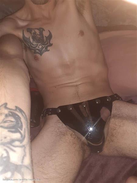 kinkycouple4mo4 from United Kingdom