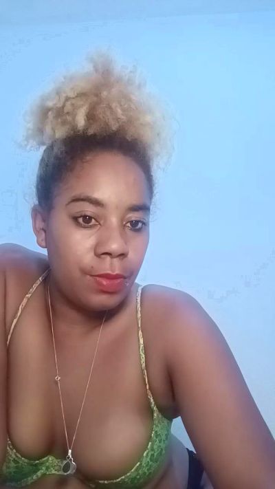 lina371 from Madagascar