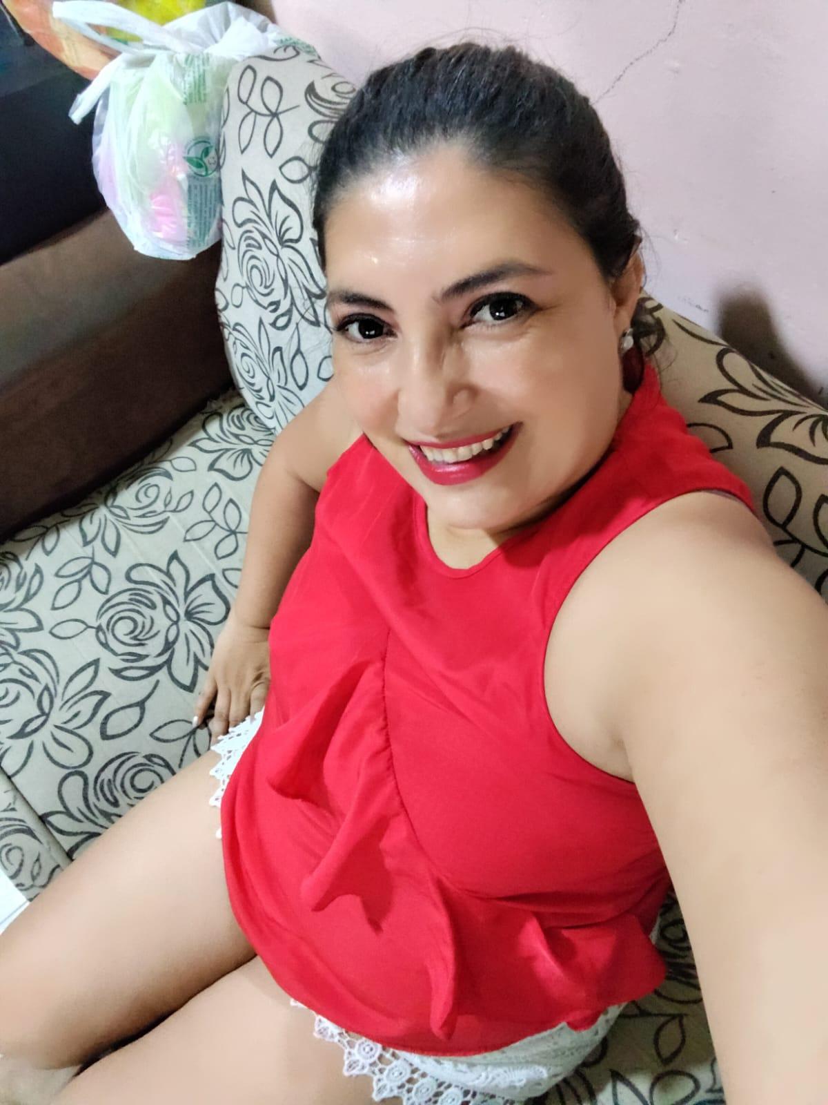 lina_maria98 from Colombia