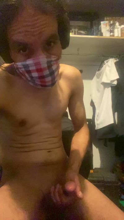 lukeyboy1985 from Australia