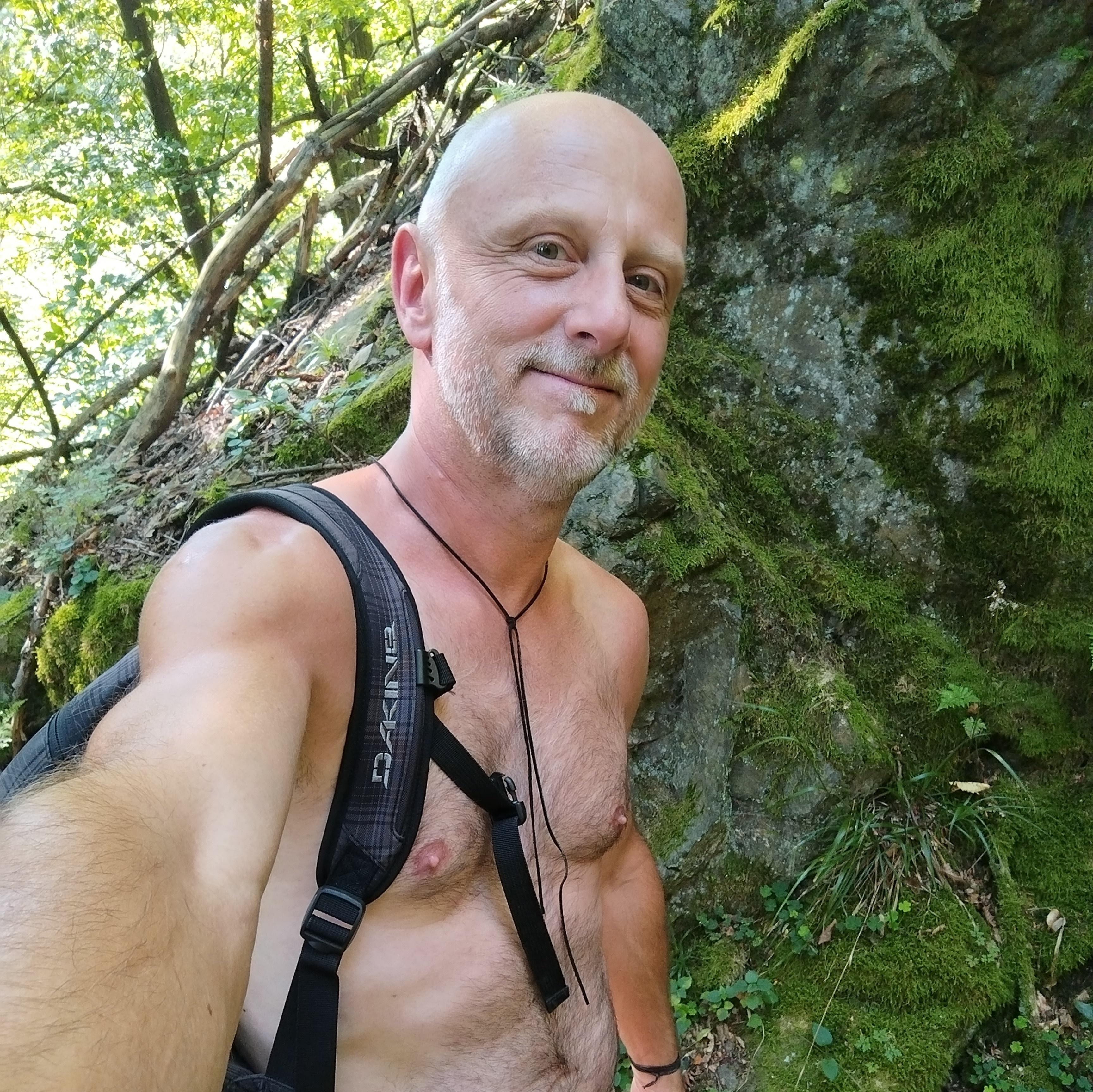 newmanbody from Germany