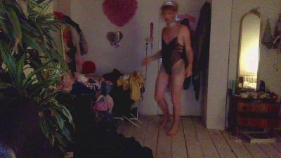 pinkyfagyboy from Germany